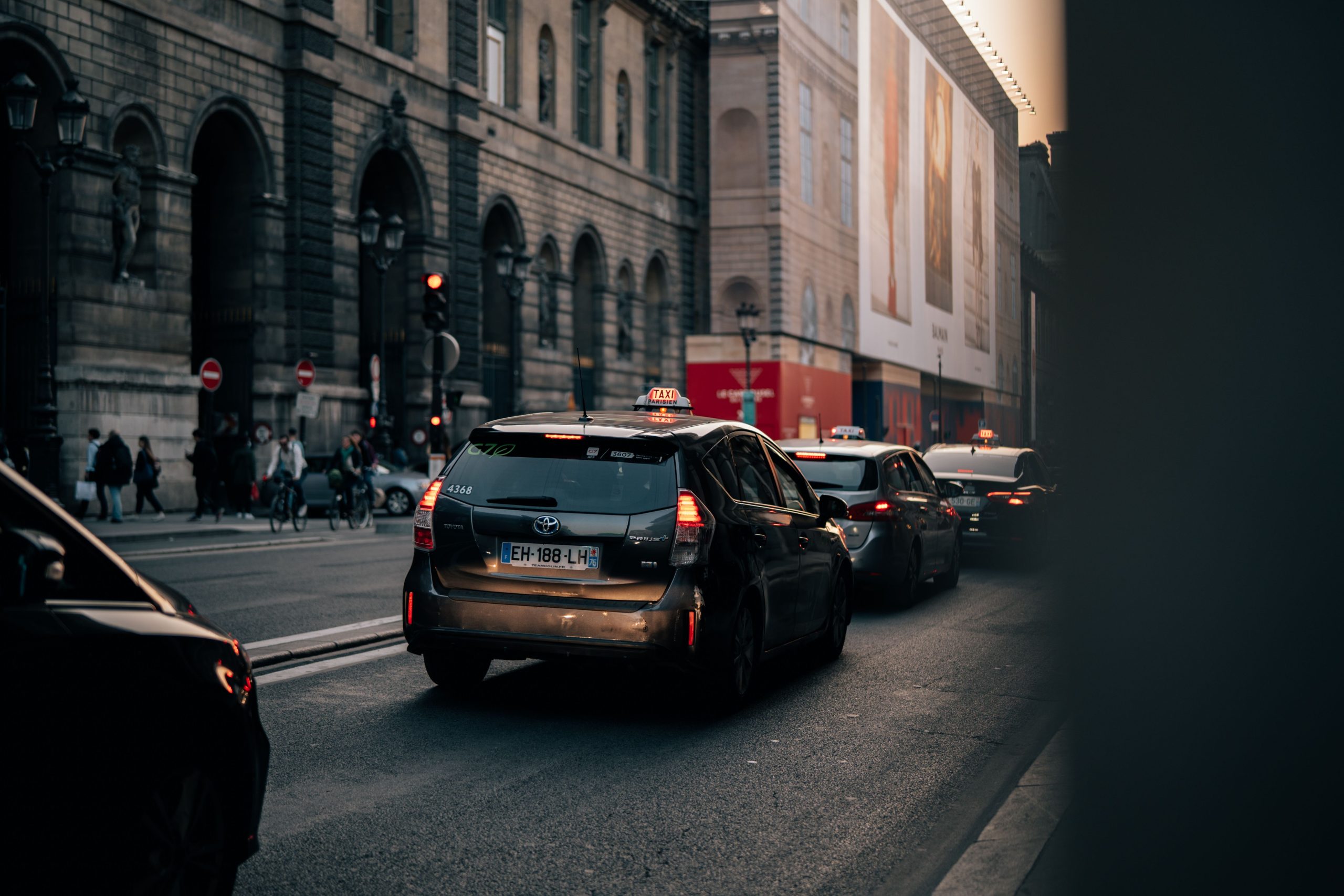 Taxi urbain près Opéra Garnier Paris