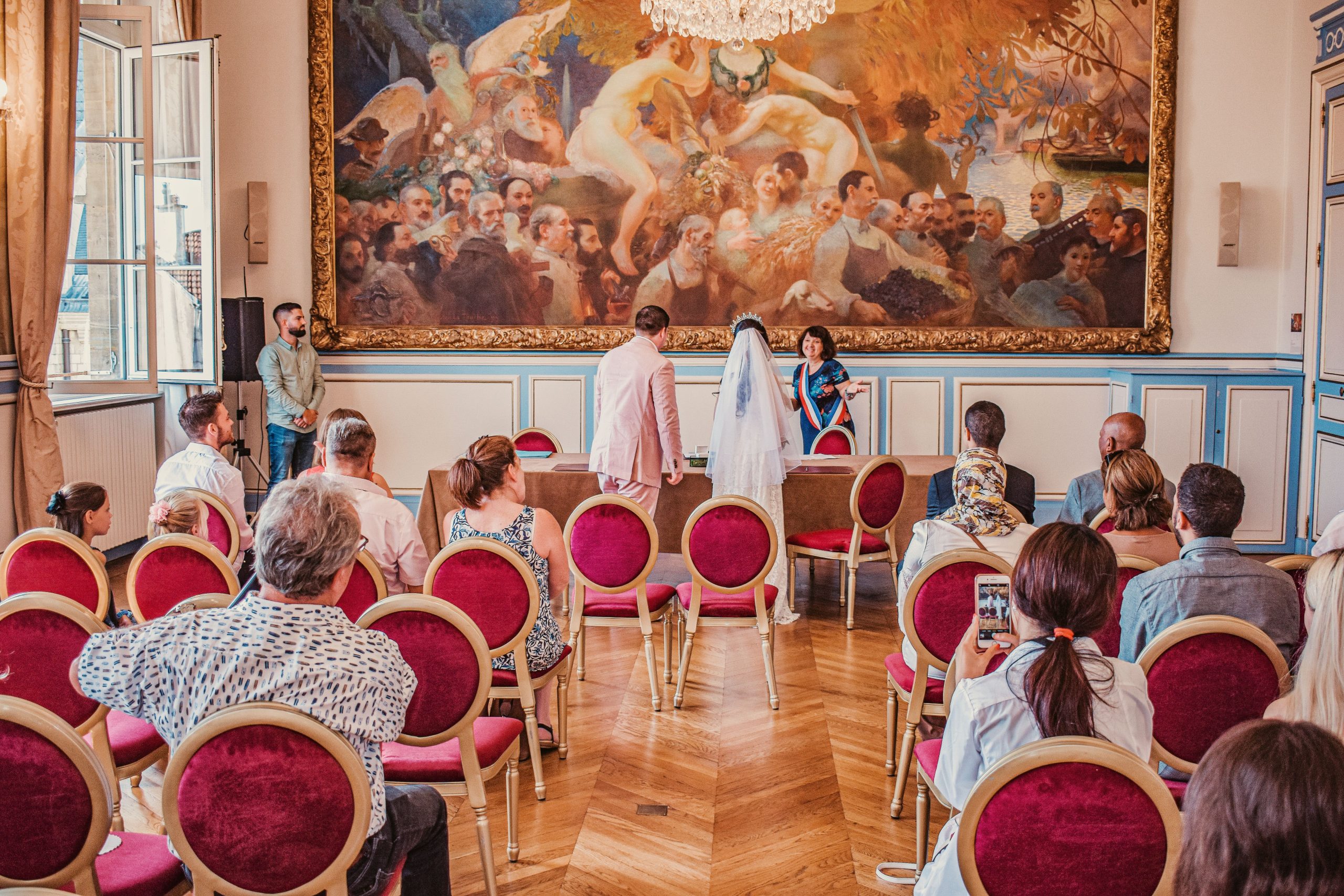 Cérémonie de mariage à la mairie de Paris